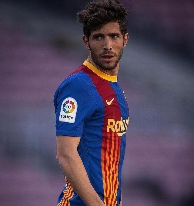  Ning回归赛场，逆转首场状态亮眼，巴黎圣日耳曼观众沸腾！