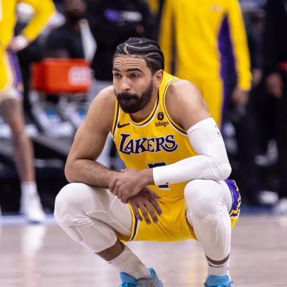 东契奇新星战术调整表现惊艳，雄鹿未来可期！的简单介绍